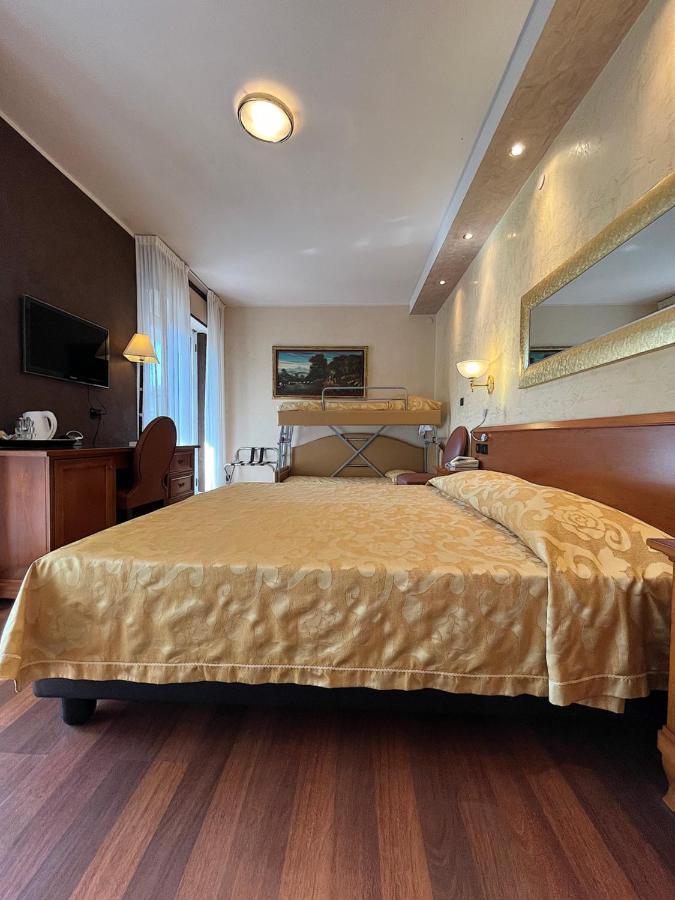 Hotel Regina Grado Luaran gambar